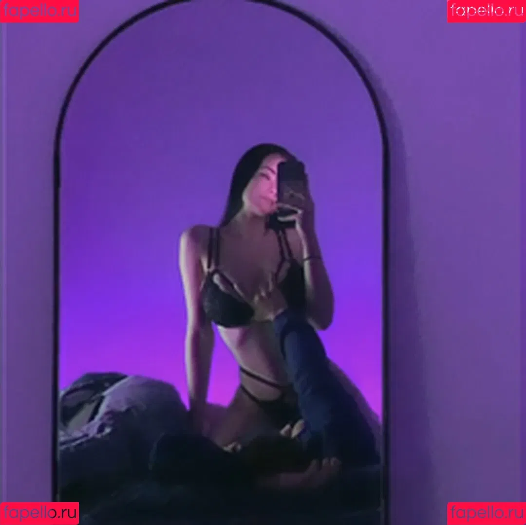 Carolyn Marcinkus Onlyfans Photo Gallery 