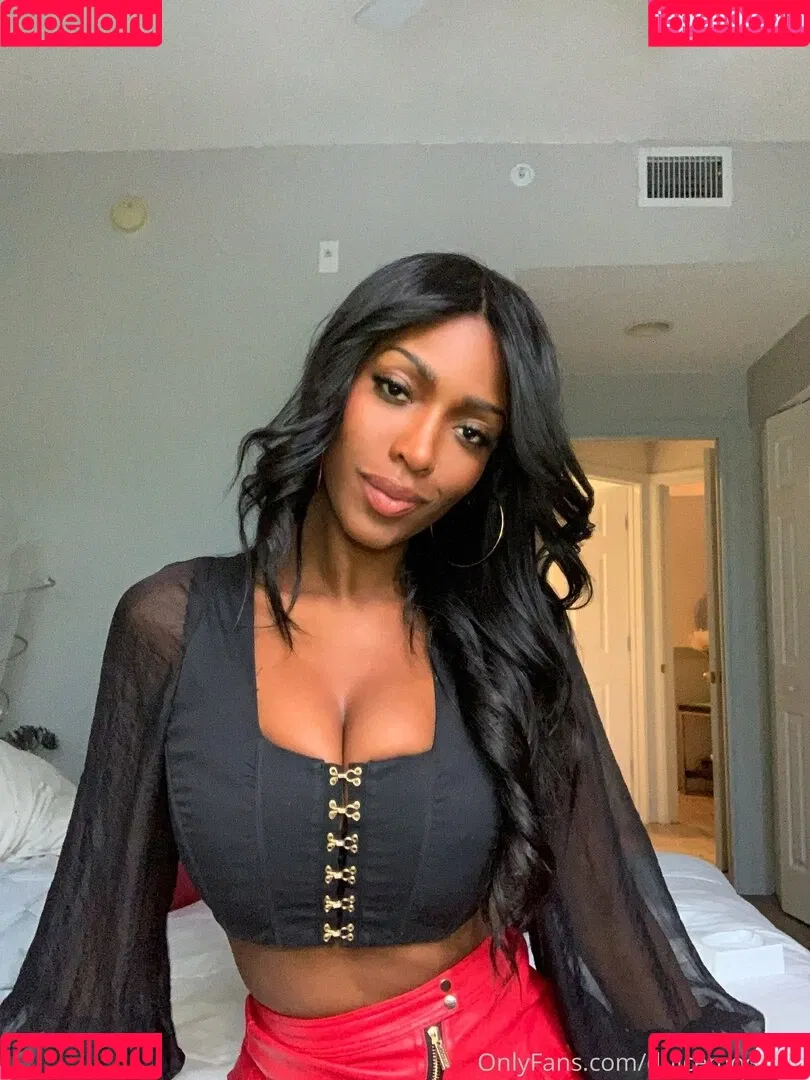 dulcemoonvip Onlyfans Photo Gallery 
