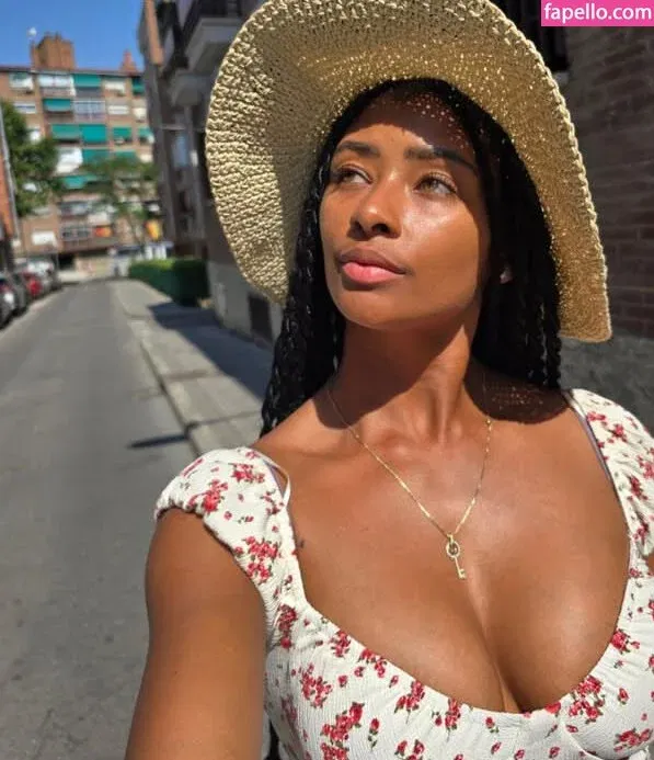 dulcemoonvip Onlyfans Photo Gallery 