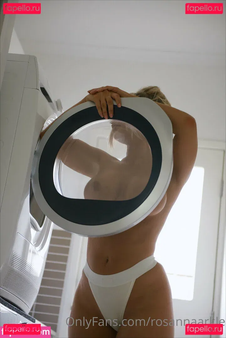 Rosanna Arkle Onlyfans Photo Gallery 