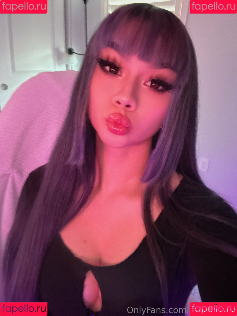 peach.niko Onlyfans Photo Gallery 