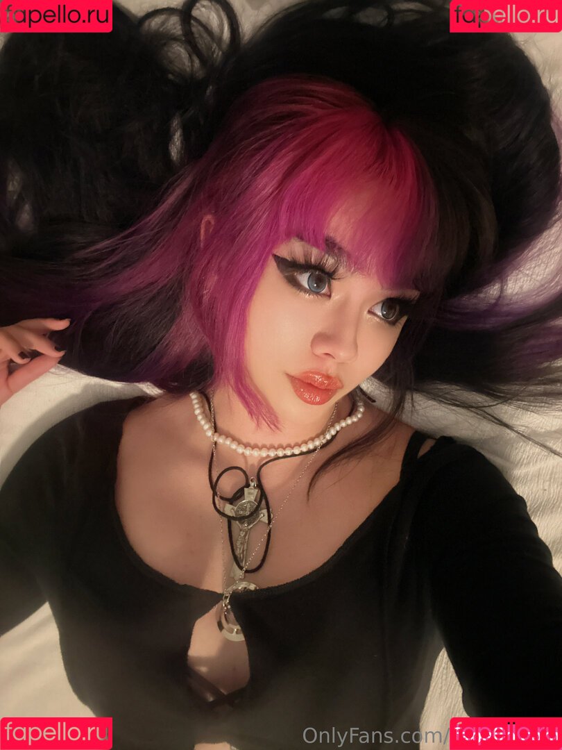 peach.niko Onlyfans Photo Gallery 