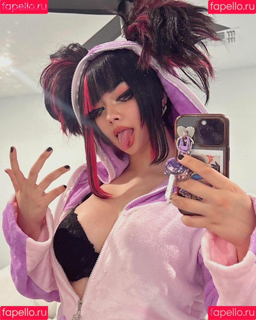 peach.niko Onlyfans Photo Gallery 