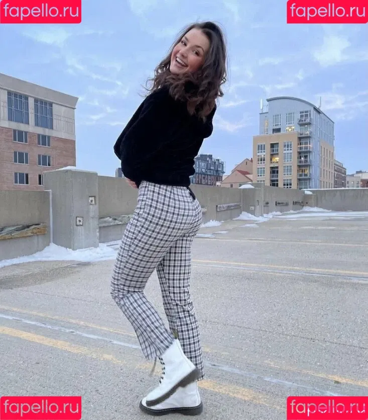 amandaclaire18 Onlyfans Photo Gallery 