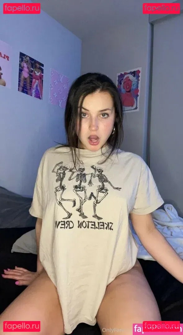 amandaclaire18 Onlyfans Photo Gallery 