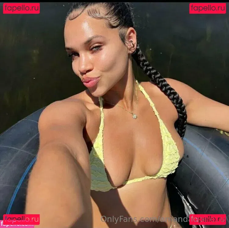 amandaclaire18 Onlyfans Photo Gallery 