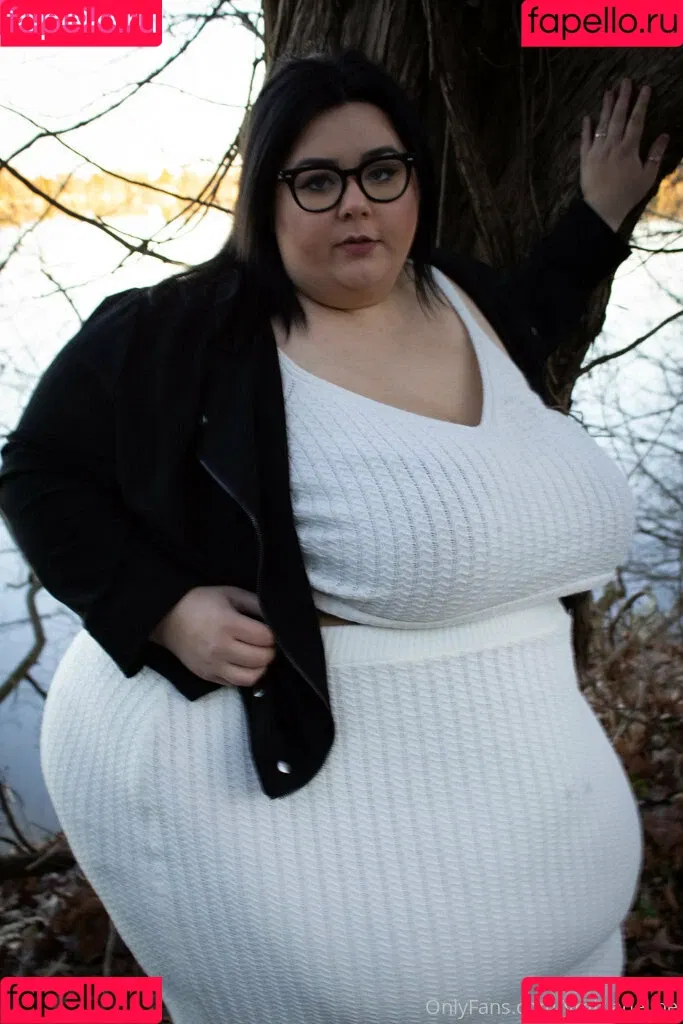 ssbbwadeline Onlyfans Photo Gallery 