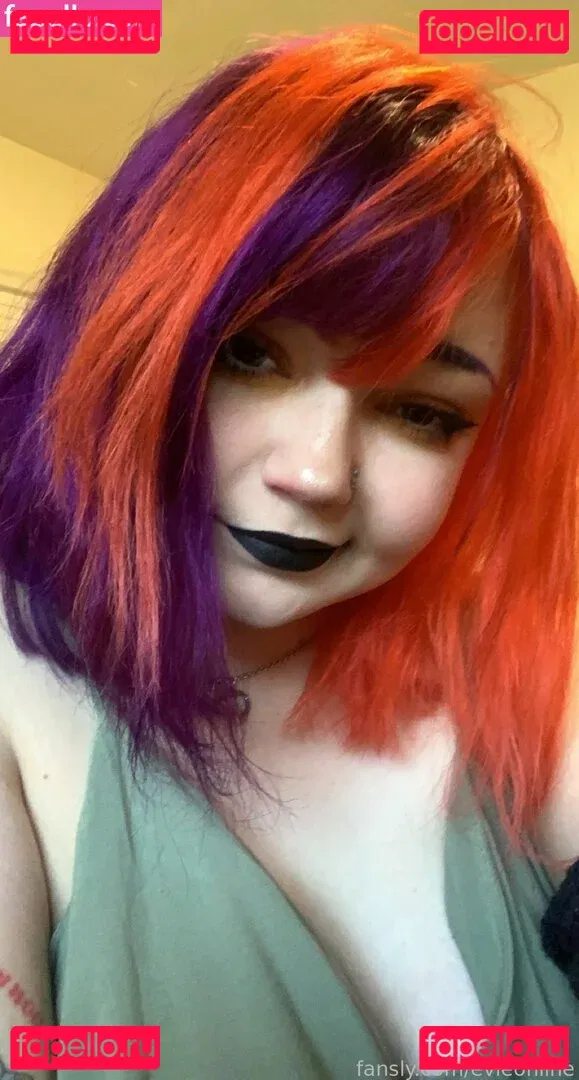 onlineevie Onlyfans Photo Gallery 