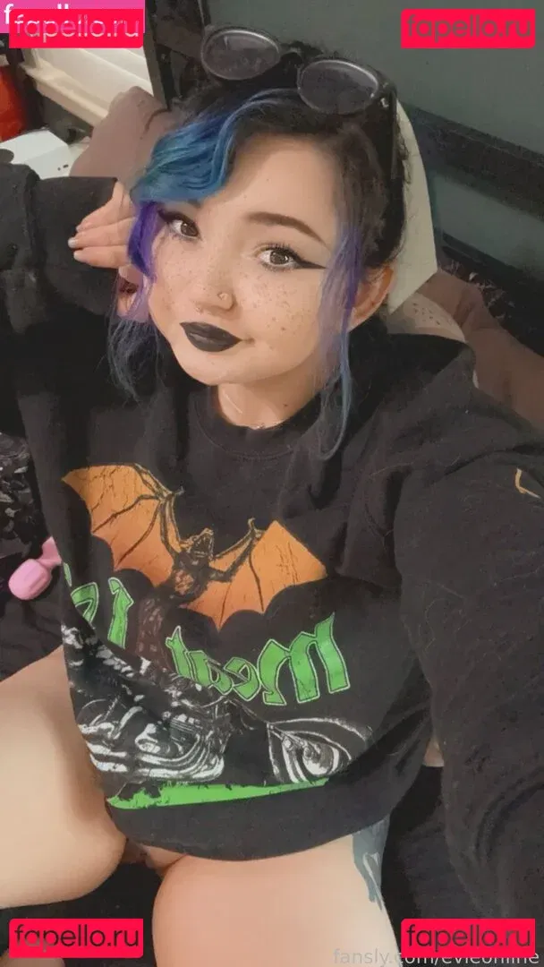 onlineevie Onlyfans Photo Gallery 