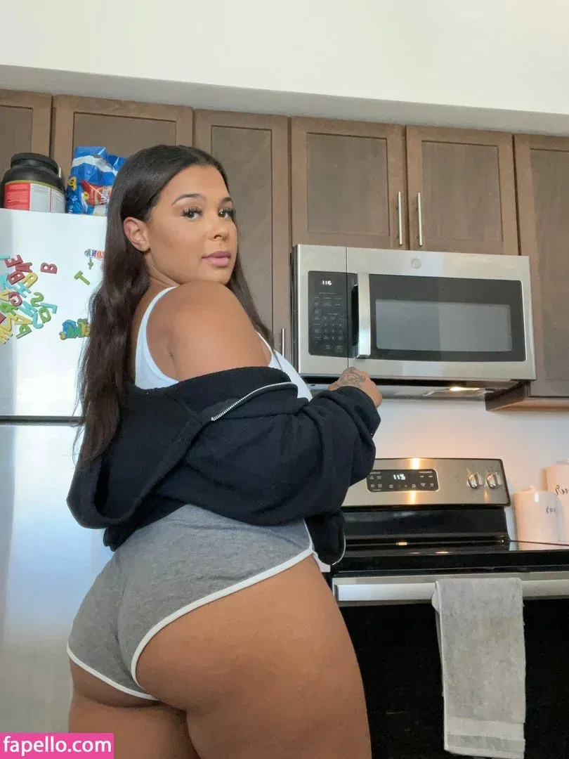 Lyasyaa Onlyfans Photo Gallery 