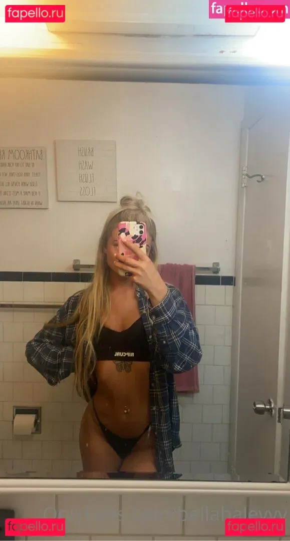 bellahaleyyy Onlyfans Photo Gallery 