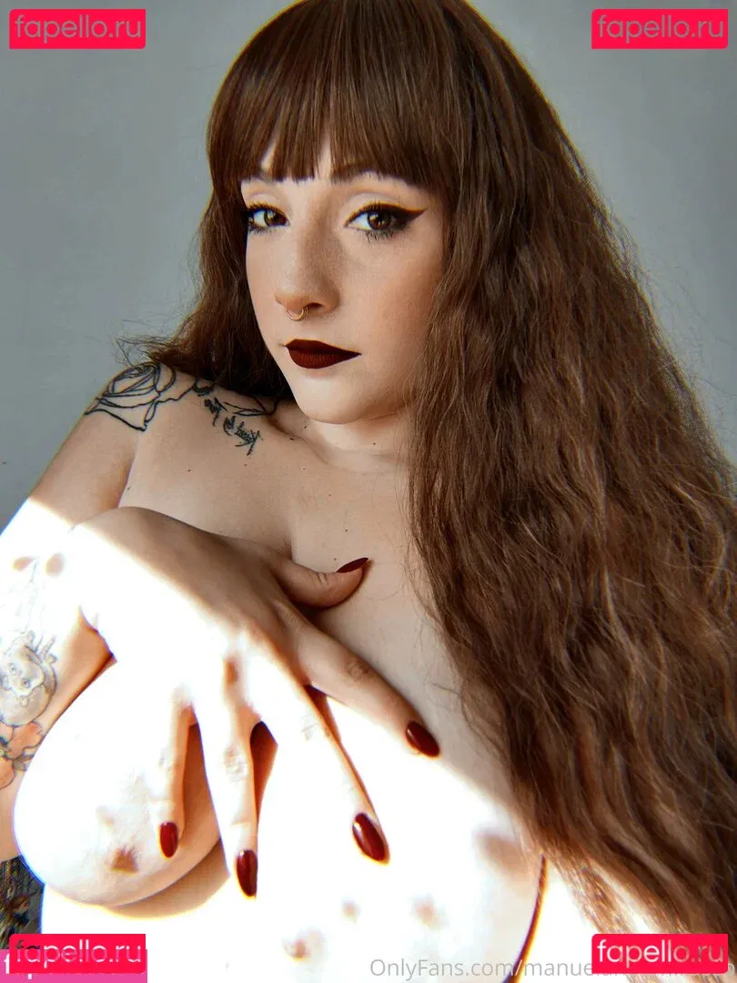 Manuelanoemirusso Onlyfans Photo Gallery 