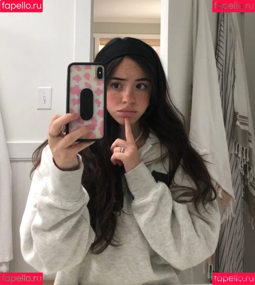 Thewittlebean Onlyfans Photo Gallery 