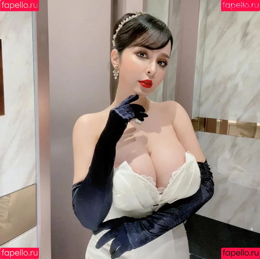 Mandi 香菱 Onlyfans Photo Gallery 