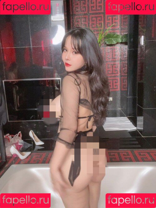 Mandi 香菱 Onlyfans Photo Gallery 