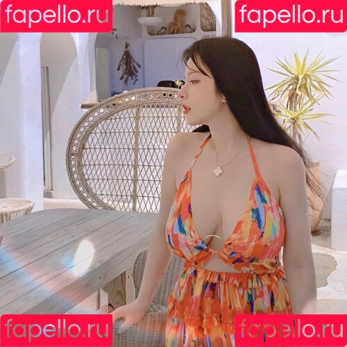 Mandi 香菱 Onlyfans Photo Gallery 