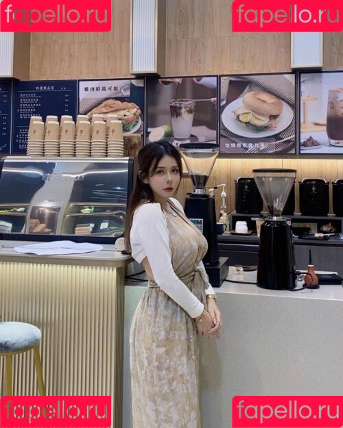 Mandi 香菱 Onlyfans Photo Gallery 