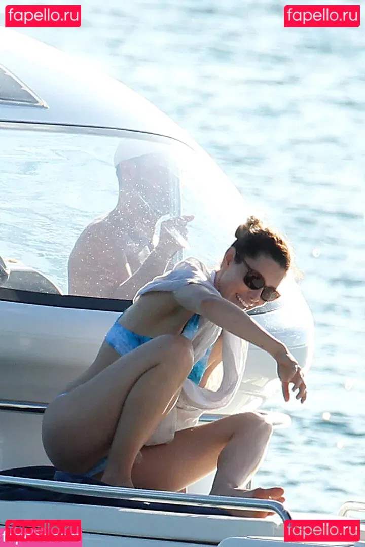 Jessica Biel Onlyfans Photo Gallery 