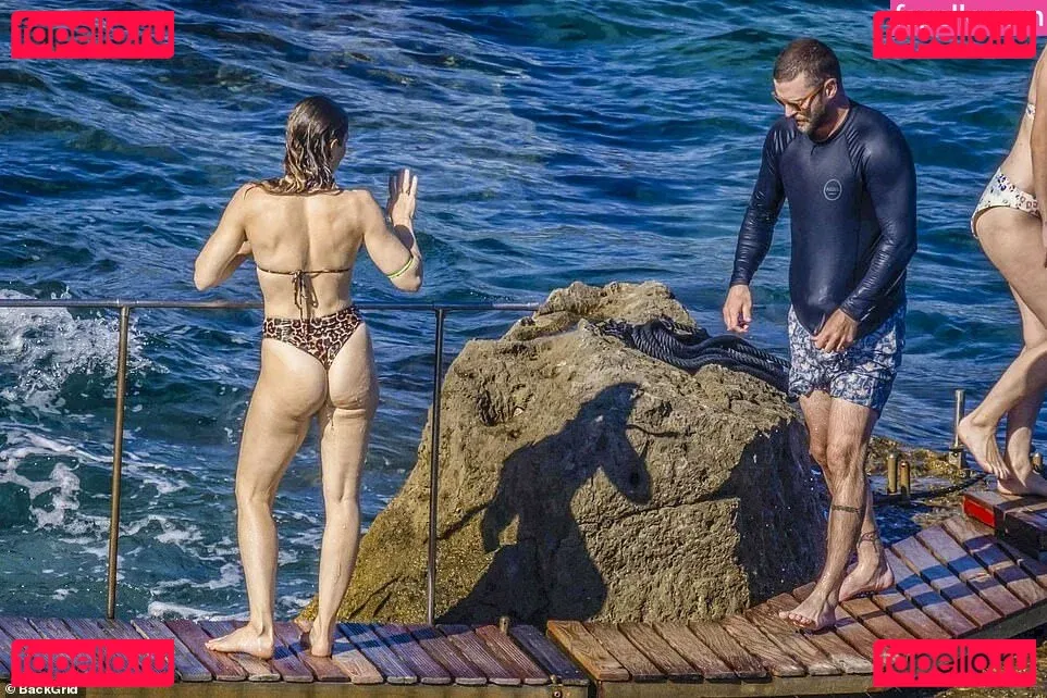 Jessica Biel Onlyfans Photo Gallery 