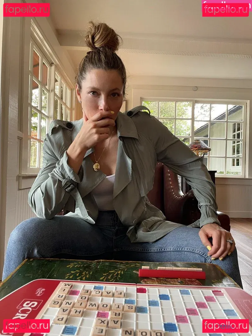 Jessica Biel Onlyfans Photo Gallery 