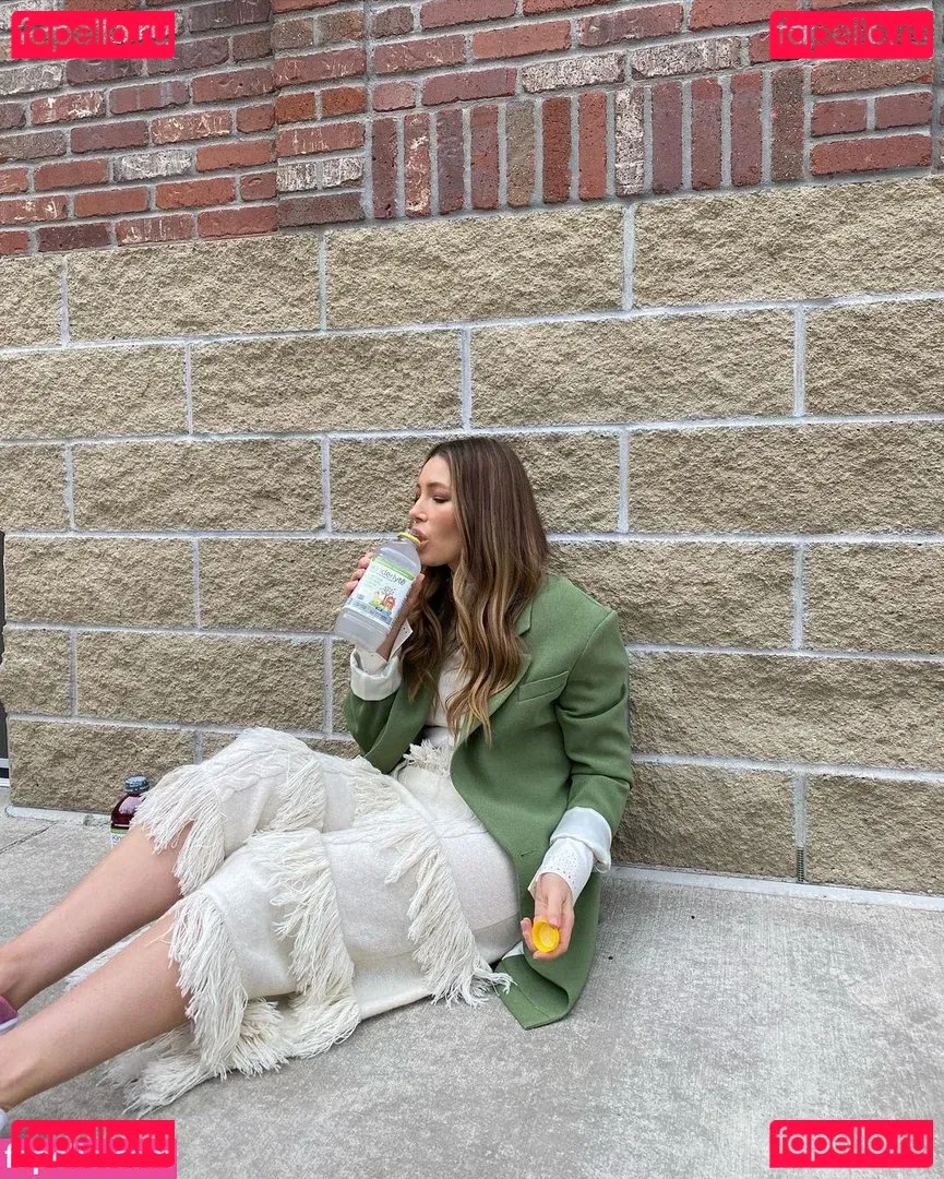 Jessica Biel Onlyfans Photo Gallery 