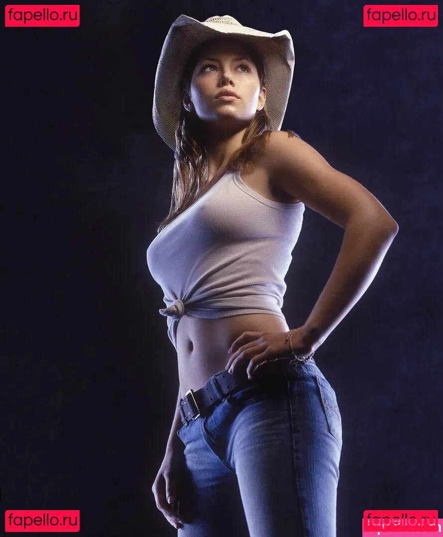 Jessica Biel Onlyfans Photo Gallery 