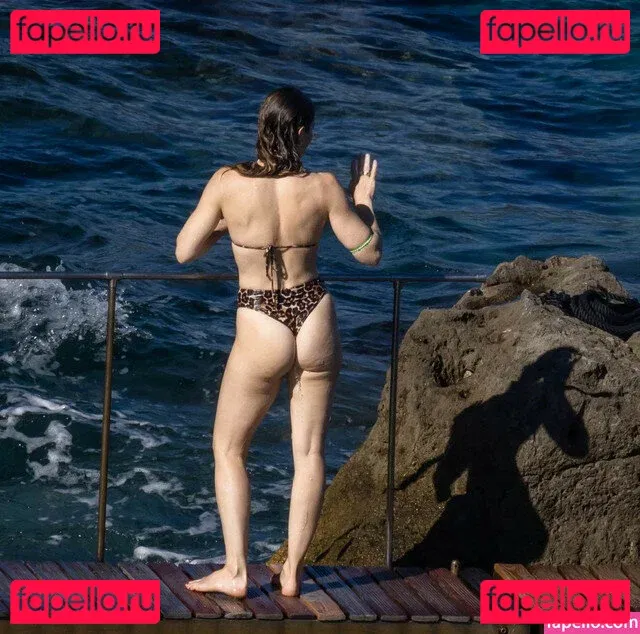 Jessica Biel Onlyfans Photo Gallery 