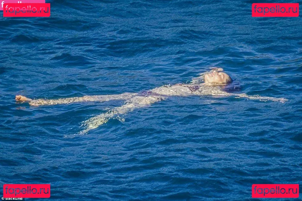 Jessica Biel Onlyfans Photo Gallery 