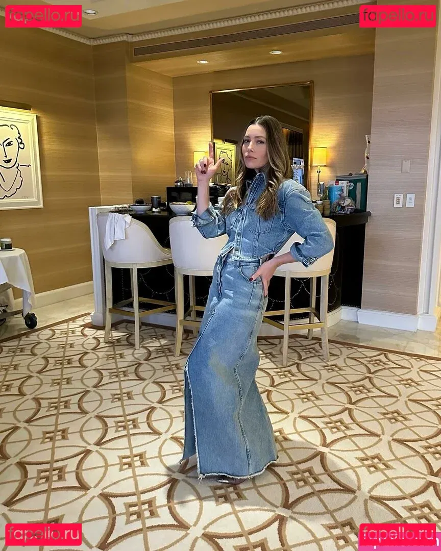 Jessica Biel Onlyfans Photo Gallery 