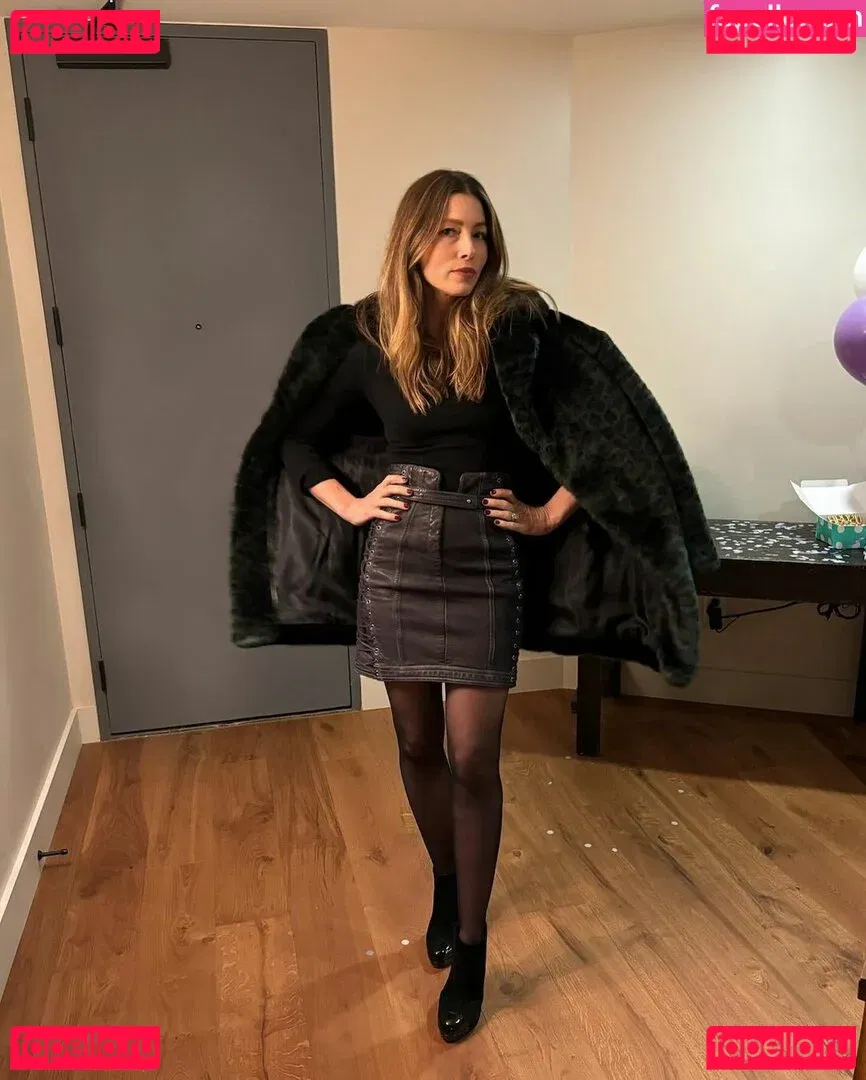 Jessica Biel Onlyfans Photo Gallery 