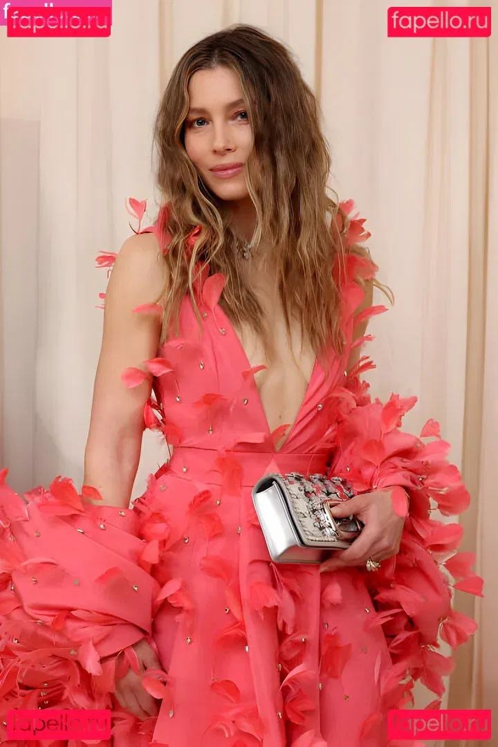 Jessica Biel Onlyfans Photo Gallery 