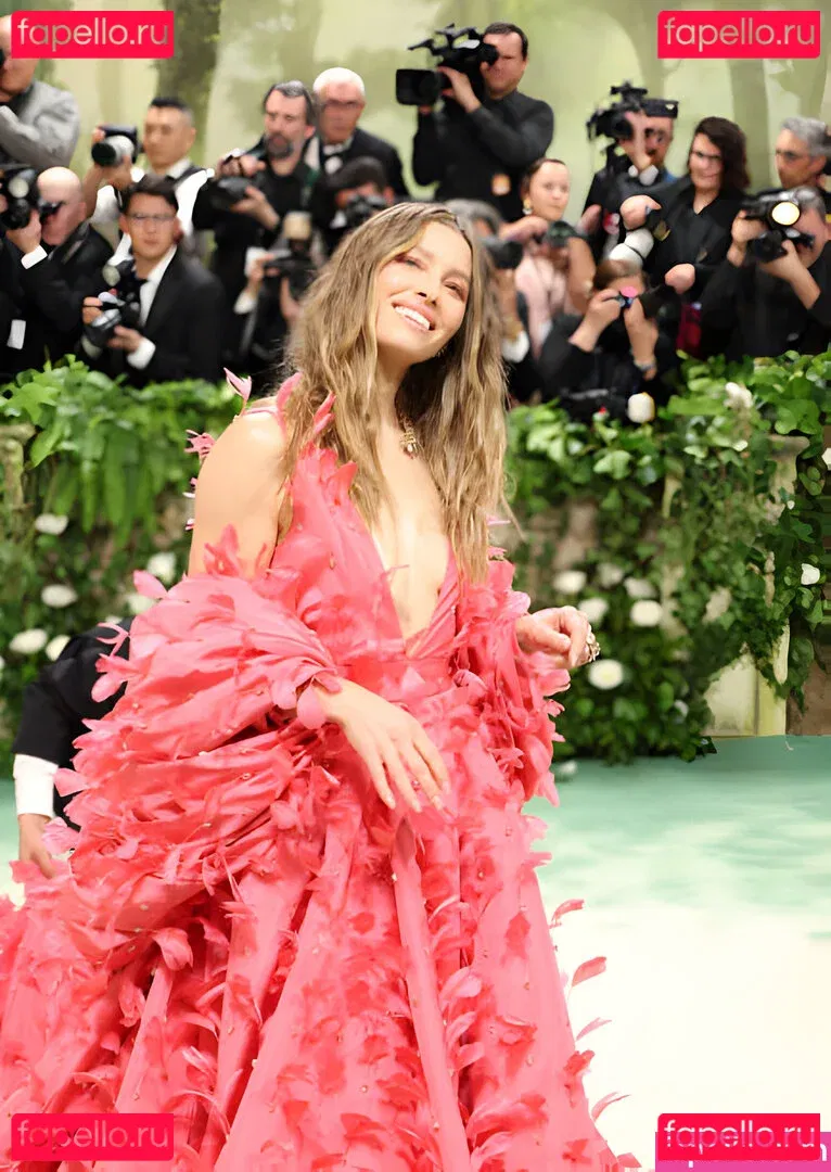 Jessica Biel Onlyfans Photo Gallery 