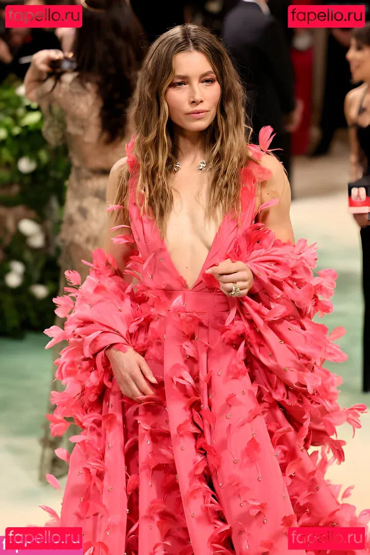 Jessica Biel Onlyfans Photo Gallery 