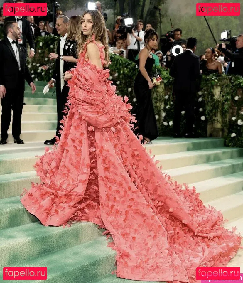 Jessica Biel Onlyfans Photo Gallery 