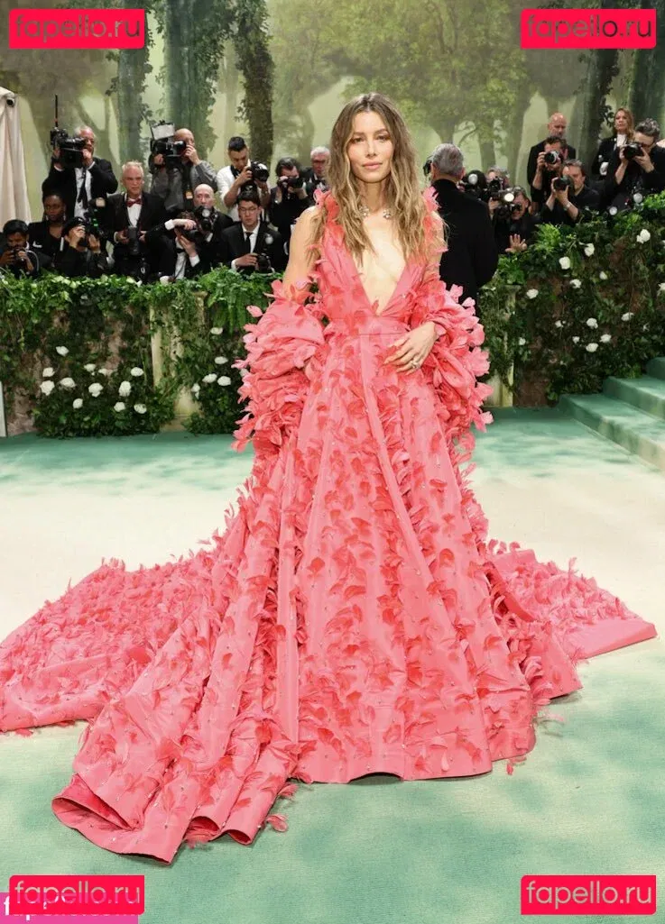 Jessica Biel Onlyfans Photo Gallery 