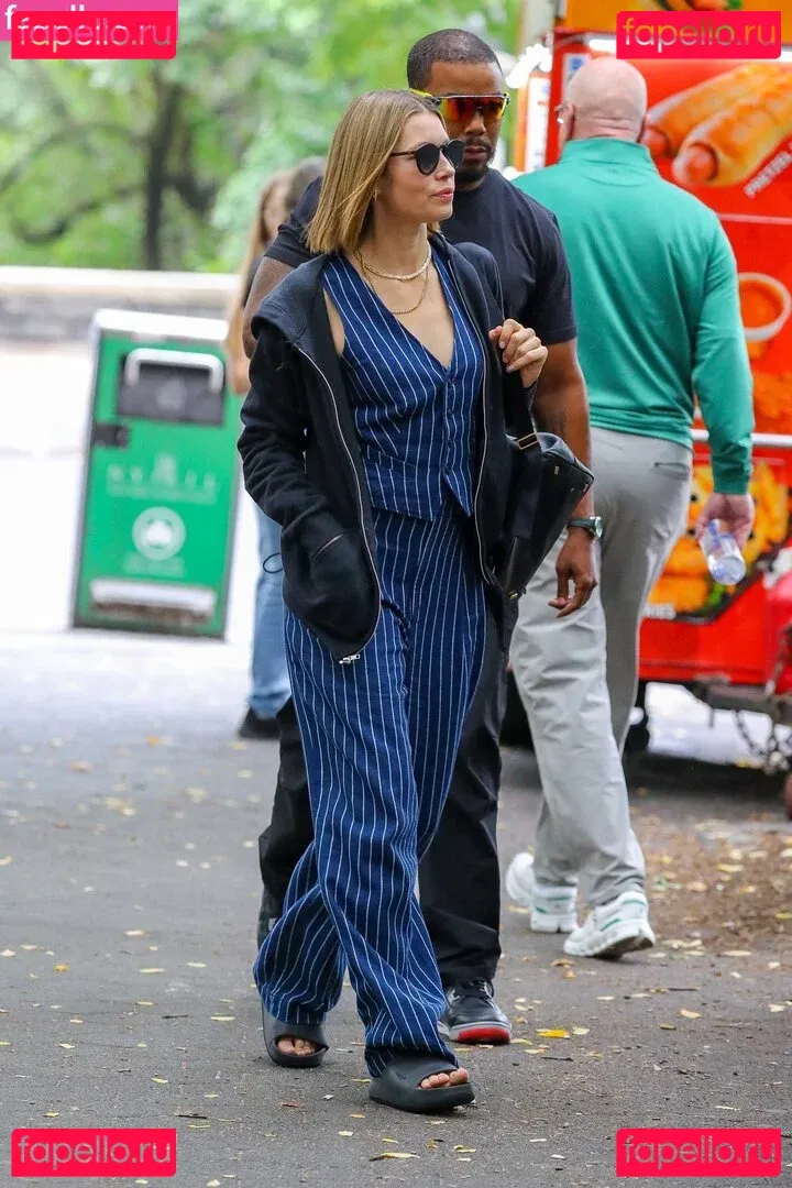 Jessica Biel Onlyfans Photo Gallery 