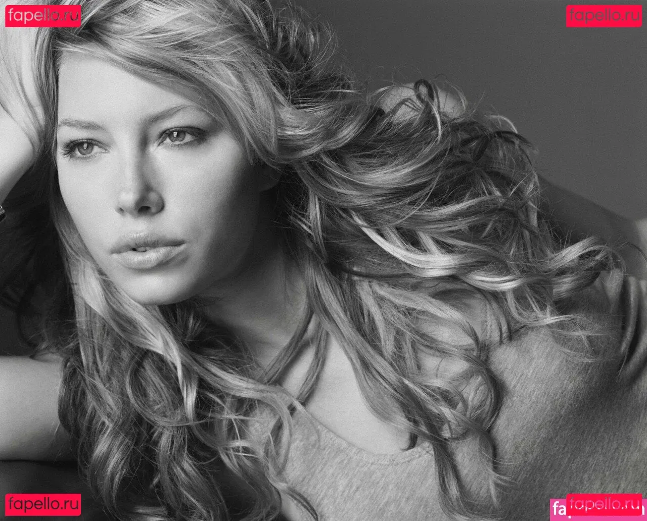 Jessica Biel Onlyfans Photo Gallery 