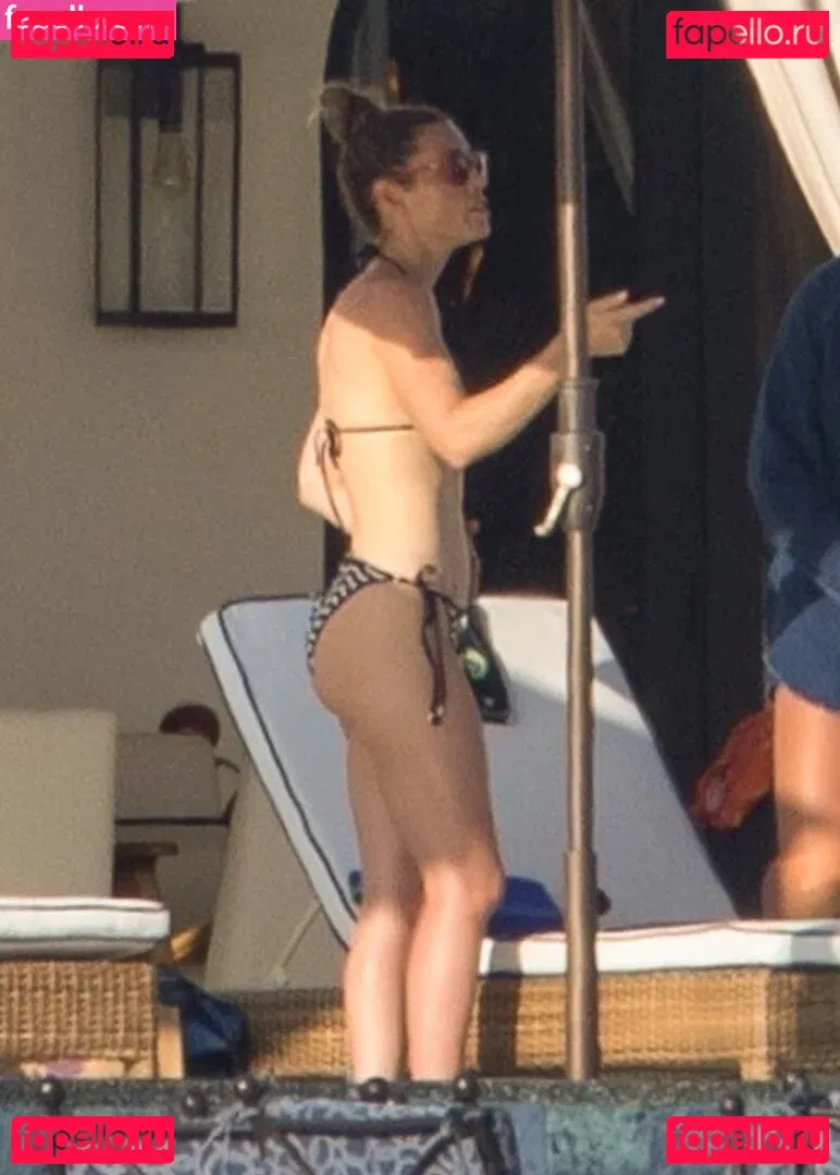 Jessica Biel Onlyfans Photo Gallery 