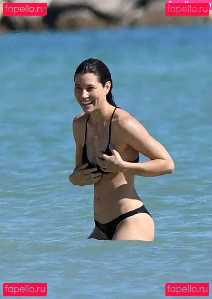 Jessica Biel Onlyfans Photo Gallery 