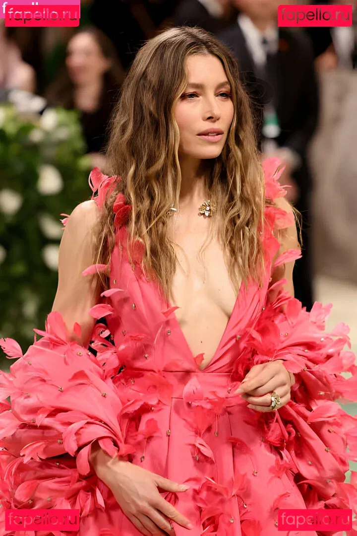 Jessica Biel Onlyfans Photo Gallery 