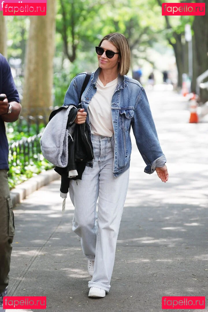 Jessica Biel Onlyfans Photo Gallery 