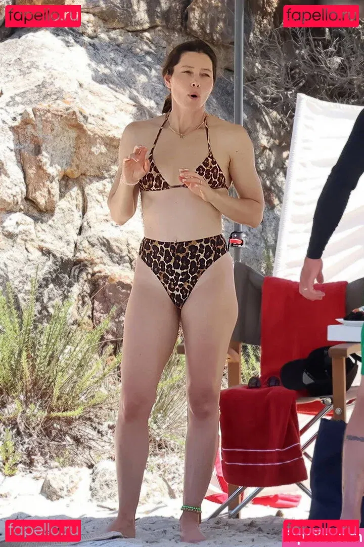 Jessica Biel Onlyfans Photo Gallery 