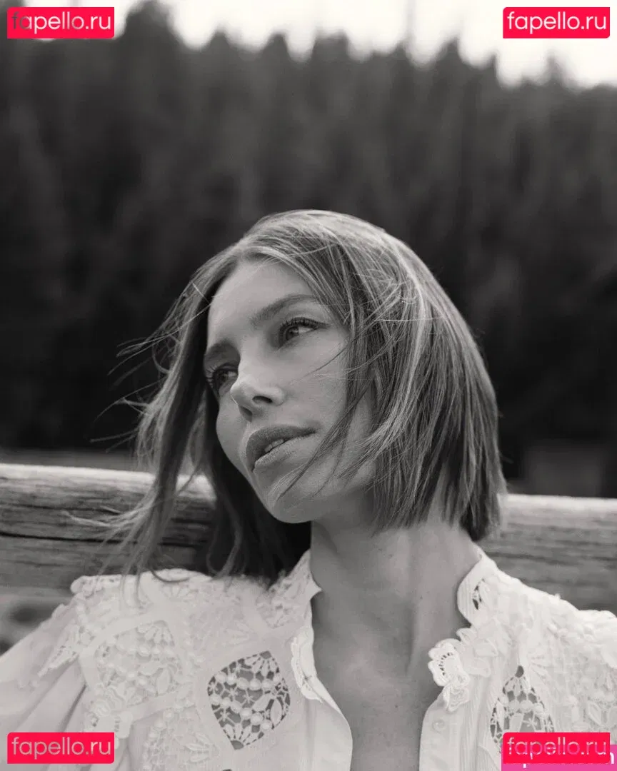 Jessica Biel Onlyfans Photo Gallery 