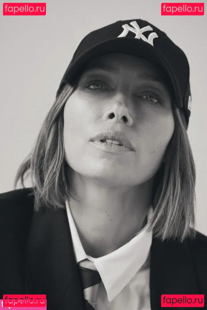 Jessica Biel Onlyfans Photo Gallery 