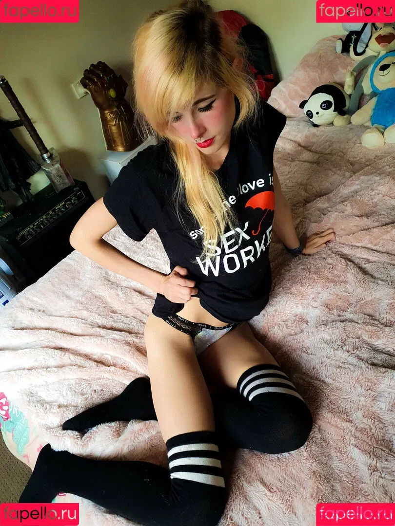 sammysplosion Onlyfans Photo Gallery 