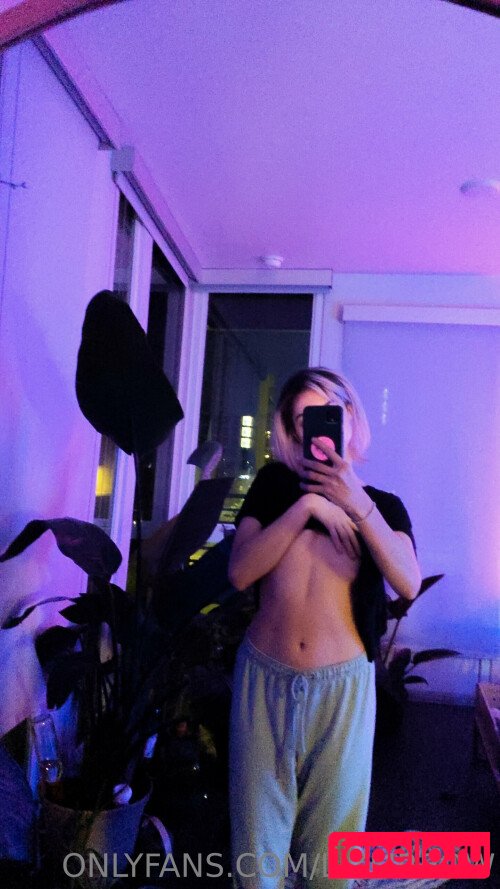 Lizmreow Nude Onlyfans Photo 17