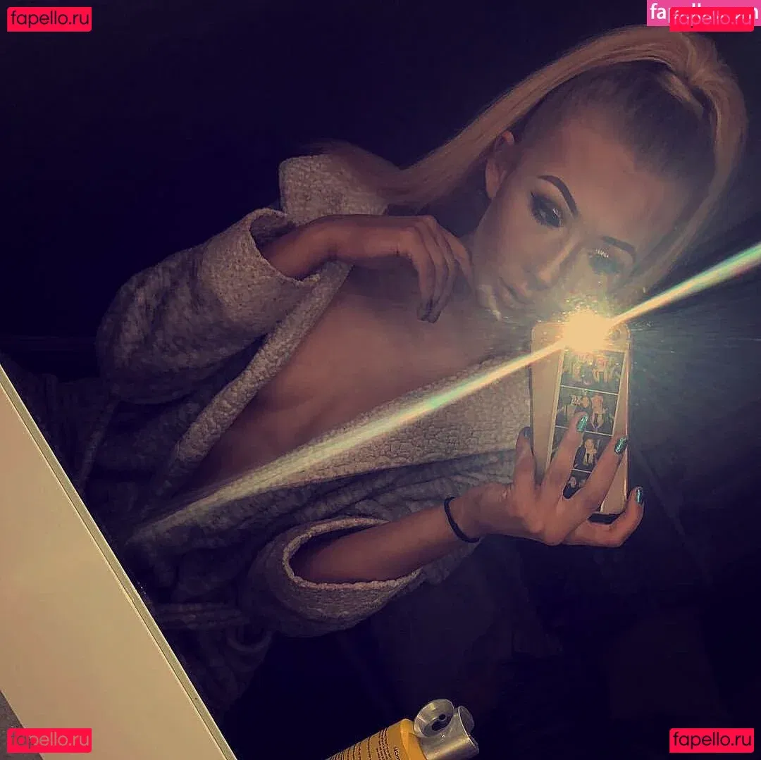 Holly Jo Ballard Onlyfans Photo Gallery 