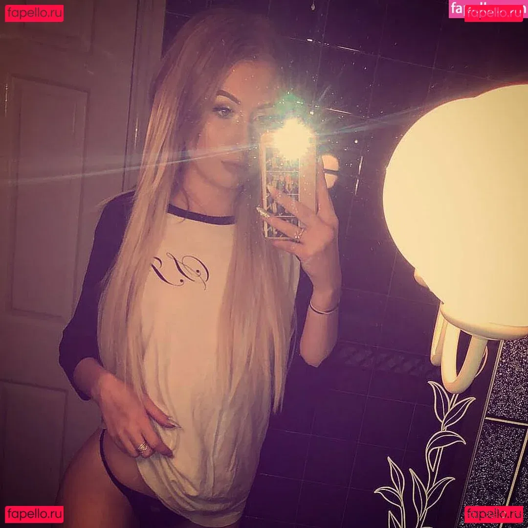 Holly Jo Ballard Onlyfans Photo Gallery 