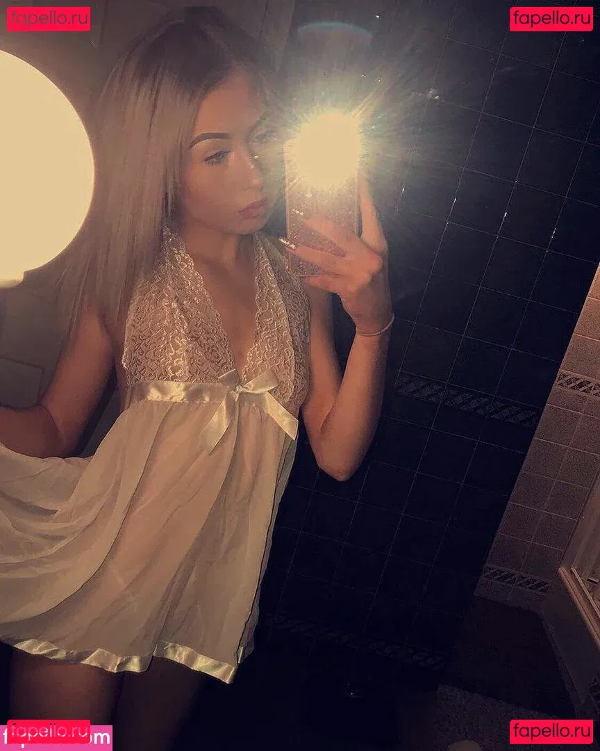 Holly Jo Ballard Onlyfans Photo Gallery 