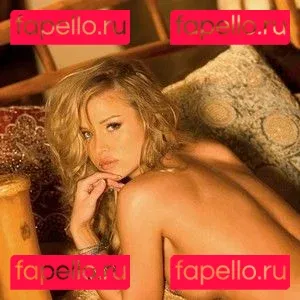 Joanna Krupa Onlyfans Photo Gallery 